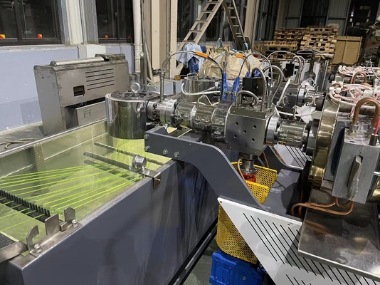 Machine artificielle bouclée 10Mm d'extrusion de monofilament d'extrudeuse d'herbe de polypropylène